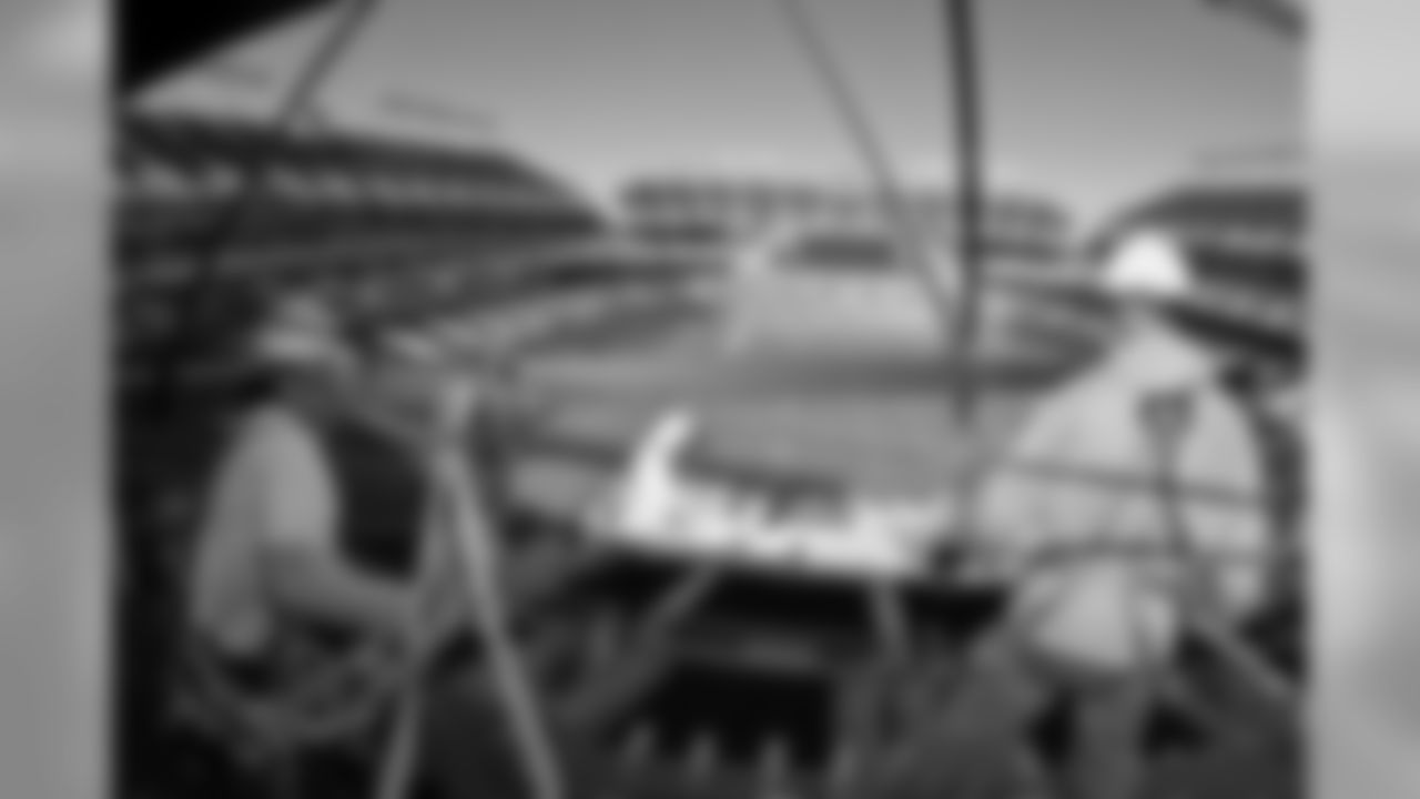 In order to significantly improve fans' in-game experience at M&T Bank Stadium, the Ravens and the Maryland Stadium Authority are going high-definition in 2010. As part of a new state-of-the-art upgrade, crews have been working diligently at M&T to comple