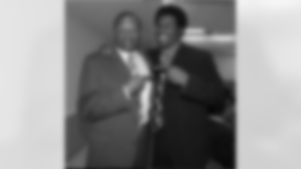 kapronlewis[Eugene Monroe]:Hey I know I already have this pic up but happy Veterans Day to my dad. Served in Vietnam... Even though we might not have the closest relationship still proud to call him dad.. #pops