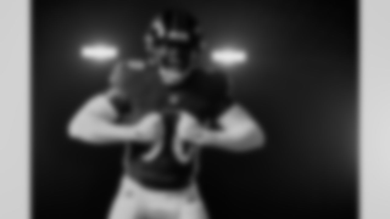 OLB David Ojabo (90)