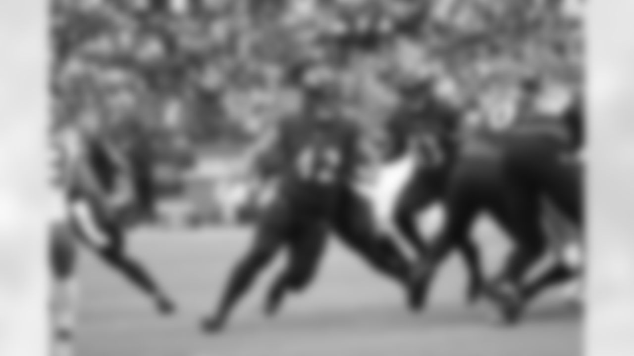 FB Patrick Ricard
Ricard's devastating blocking and versatility have made him a four-time Pro Bowler. Baltimore's running game has been cooking recently, and Ricard's punishing blocks could help pave the way for some big gains on the ground.
