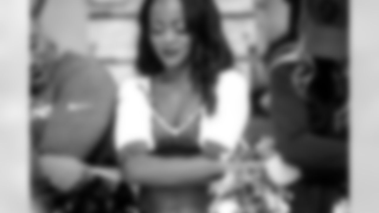 CHEER_VS_BILLS-104