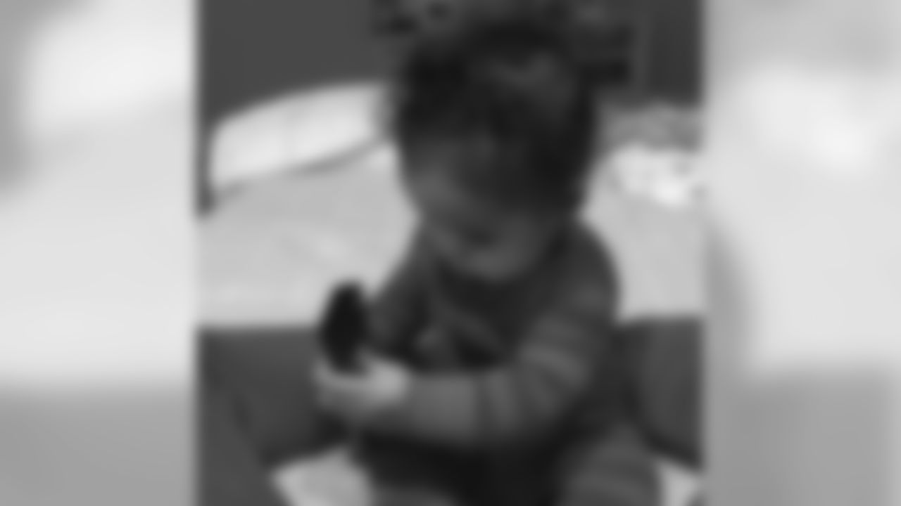 aceandsmitty[Steve Smith Sr.]:Already taking after his daddy.Like father Like Son Remote! #Stevesmithjr #ravensnation #playlikearaven