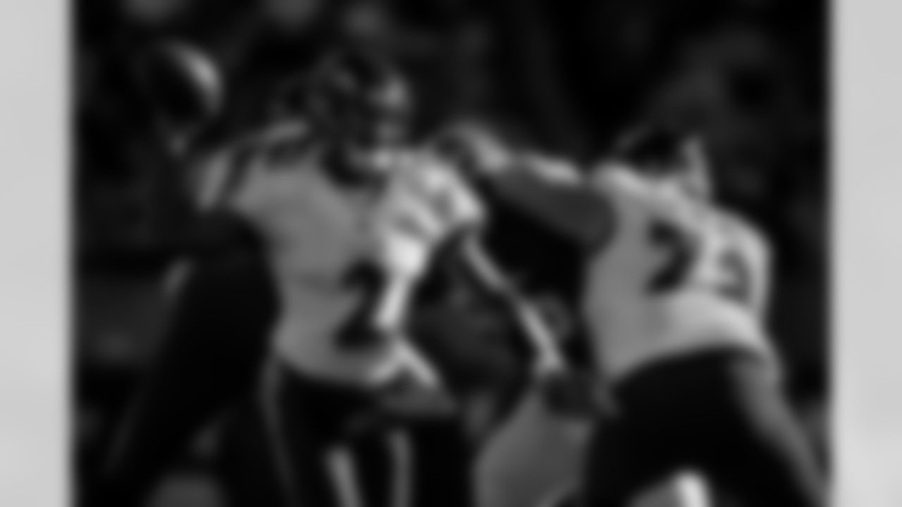 QB Tyler Huntley