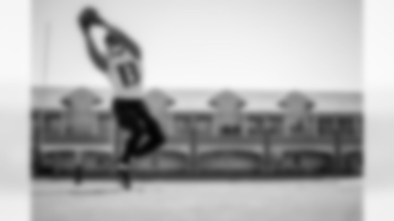 WR Devin Duvernay
