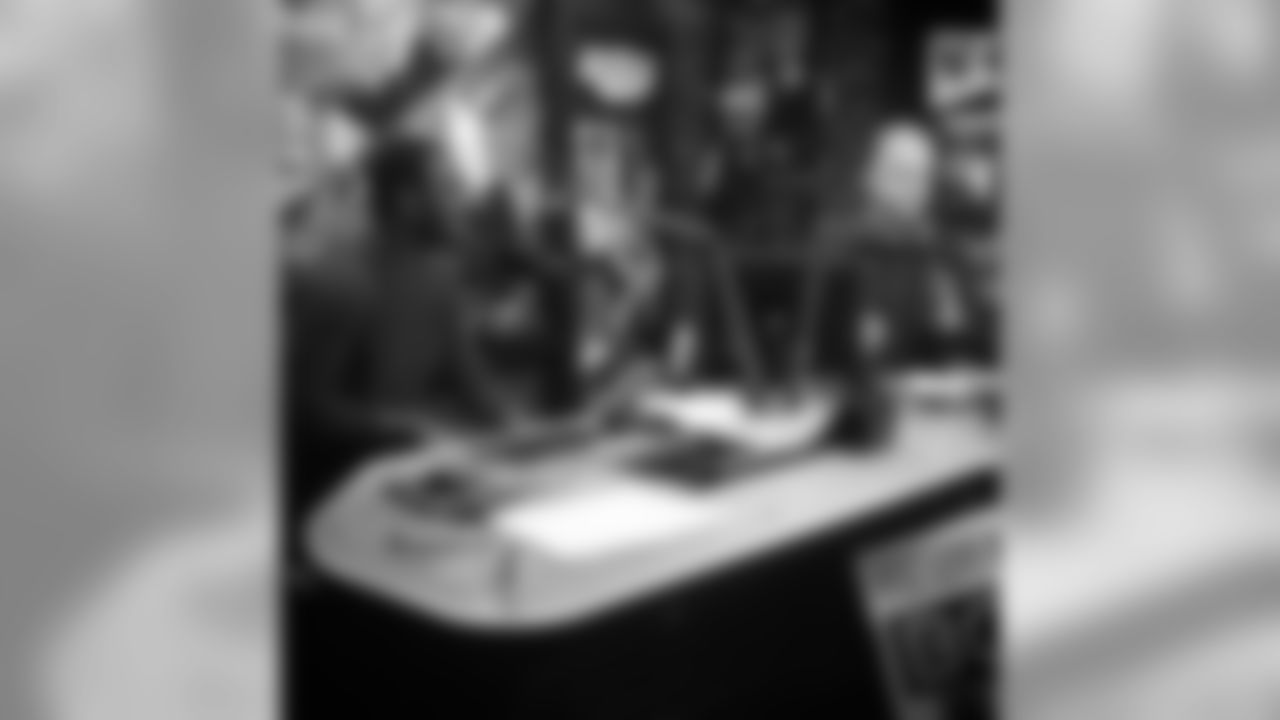 chriscanty99 [Chris Canty]: Shout out to @BoomerandCarton. Thanks for having me on the show today. It was a blast. #nfl #sbxlviii #radio