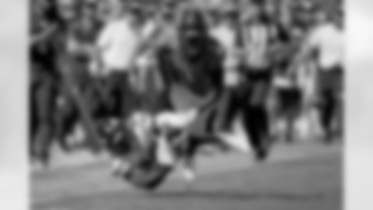 Marcus Maye, New York Jets
Age: 29
2021 stats: 6 games, 46 tackles, no interceptions, 2 passes defensed
Maye's 2021 season was cut short due a season-ending Achilles injury suffered in November. That could reduce some of the interest he draws during free agency, making him more affordable and perhaps willing to sign a short-term deal to prove he is back to 100 percent. During his last full season in 2020, Maye had a career year with 88 tackles, 11 passes defensed and two interceptions. He's a safety with range and experience who could potentially step in and improve Baltimore's pass defense.