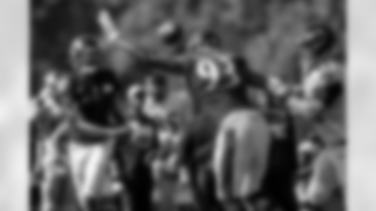QB Tyler Huntley