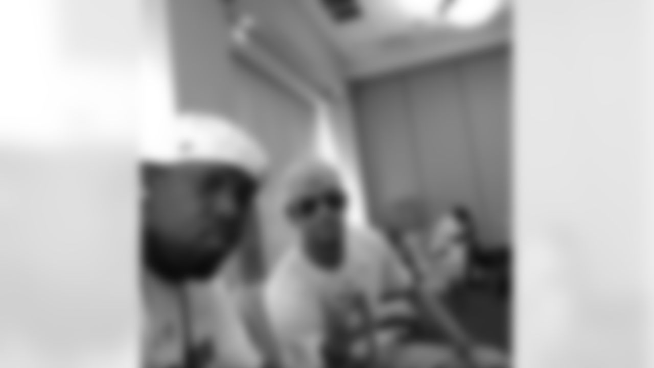 untouchablejay55 [Terrell Suggs]: Me and J-Tuck swagged out in Hawaii! TURN DOWN FOR WHAT!!! #probowlflow