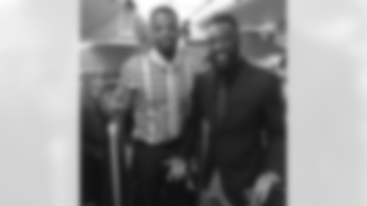 alevine.sr [Anthony Levine]: Business Trip!!