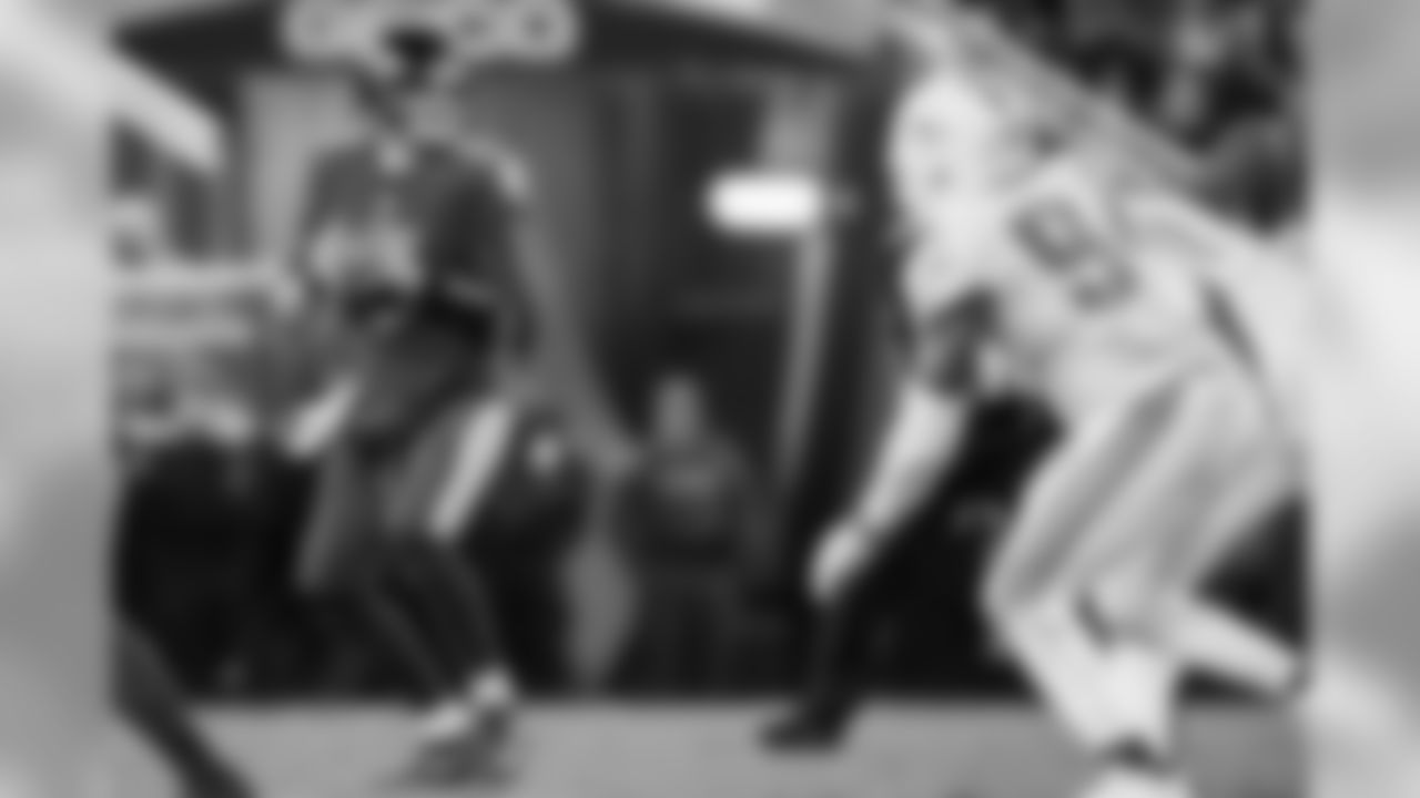 QB Ryan Mallett
2017: Mallett didn't start any games last season as Joe Flacco played the entire year, including with an ailing back at the beginning of the year. In blowout duty in London and when Flacco suffered a concussion against the Miami Dolphins, Mallett performed well, completing 9 of 16 passes and two touchdowns.
Outlook: The Ravens have expressed the desire to draft a quarterback this year, who would likely become a more inexpensive backup to Flacco.