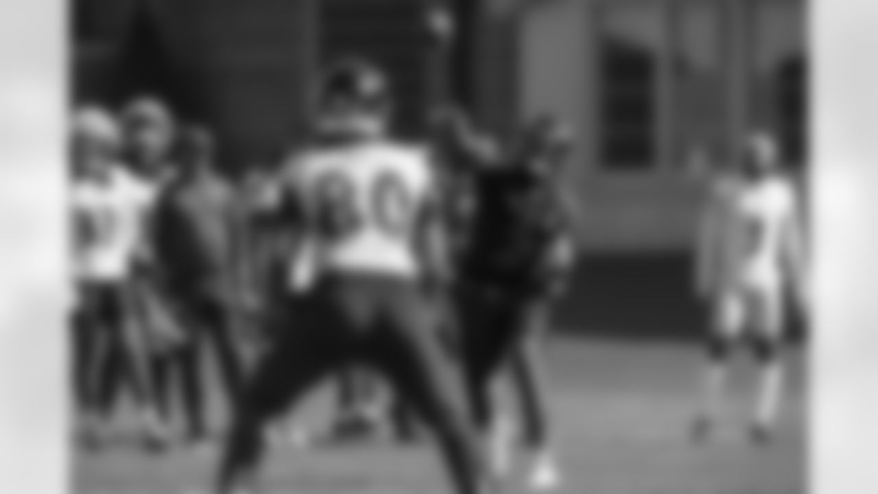 QB Tyler Huntley