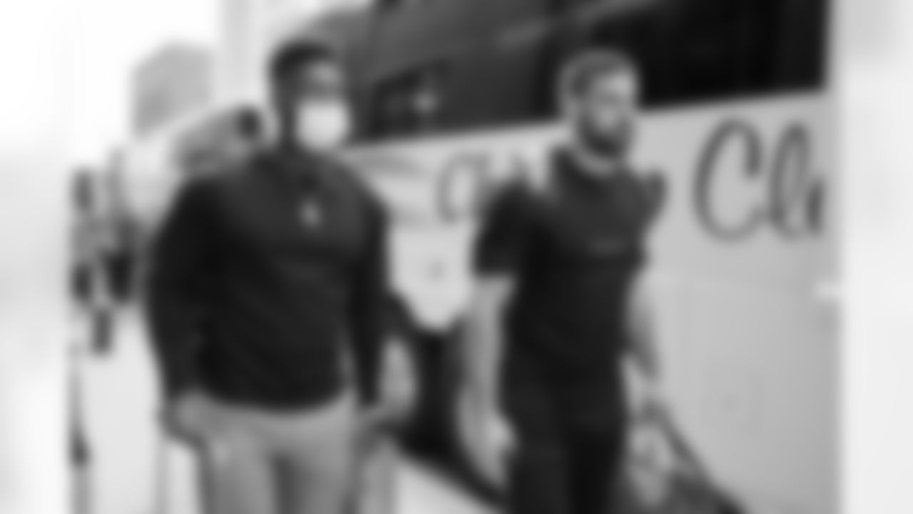 OLB Tyus Bowser, TE Mark Andrews
