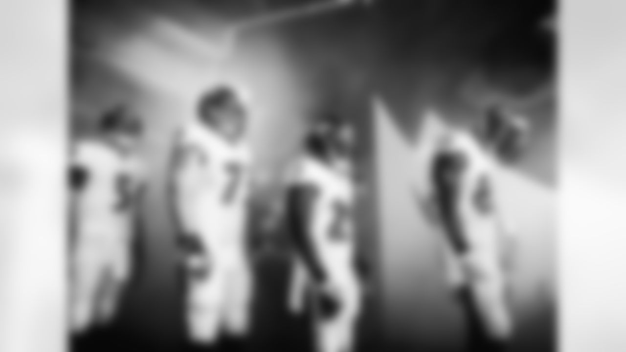 benjaminswatson [Benjamin Watson]: Thankful for the opportunity to take the field with these men. Though my season has come to an early end I can't wait to see what's in store for this team. Looking forward to being in the tunnel again. #RavensFlock