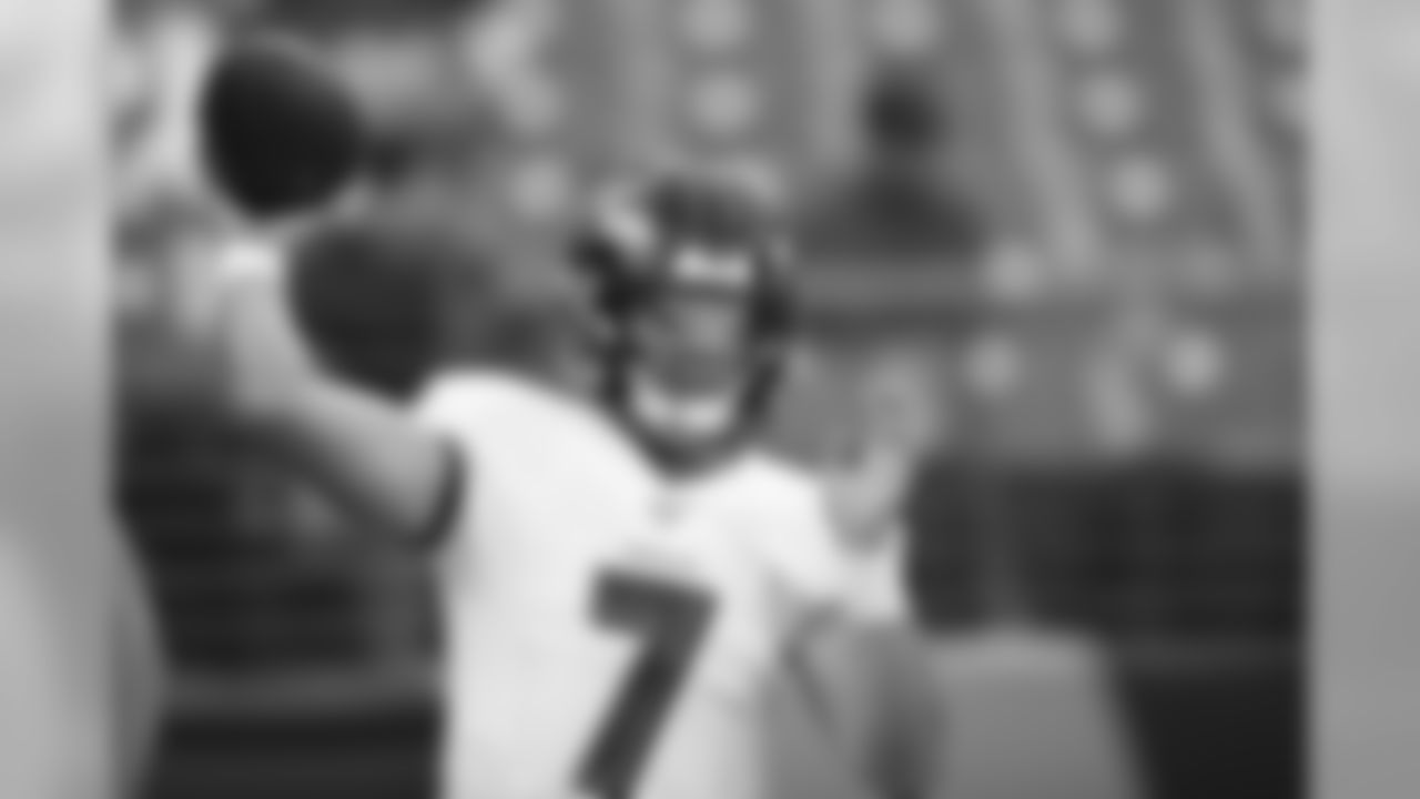 Baltimore Ravens quarterback Trace McSorley works out prior to a NFL football preseason game against the Green Bay Packers, Thursday, Aug. 15, 2019, in Baltimore. (AP Photo/Nick Wass)