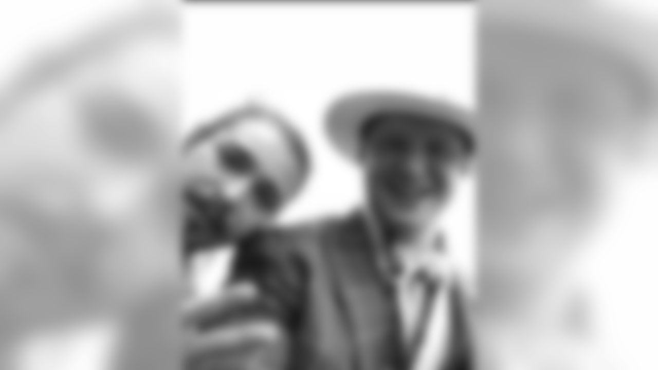 @maxxwilliams [Maxx Williams] Little throw back to last weekend at preakness hanging out with @postmalone