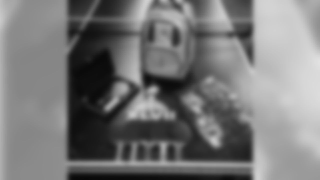 jtuck9[Justin Tucker]: Big thanks to @killerspin for the SICK gear!! #RavensPong