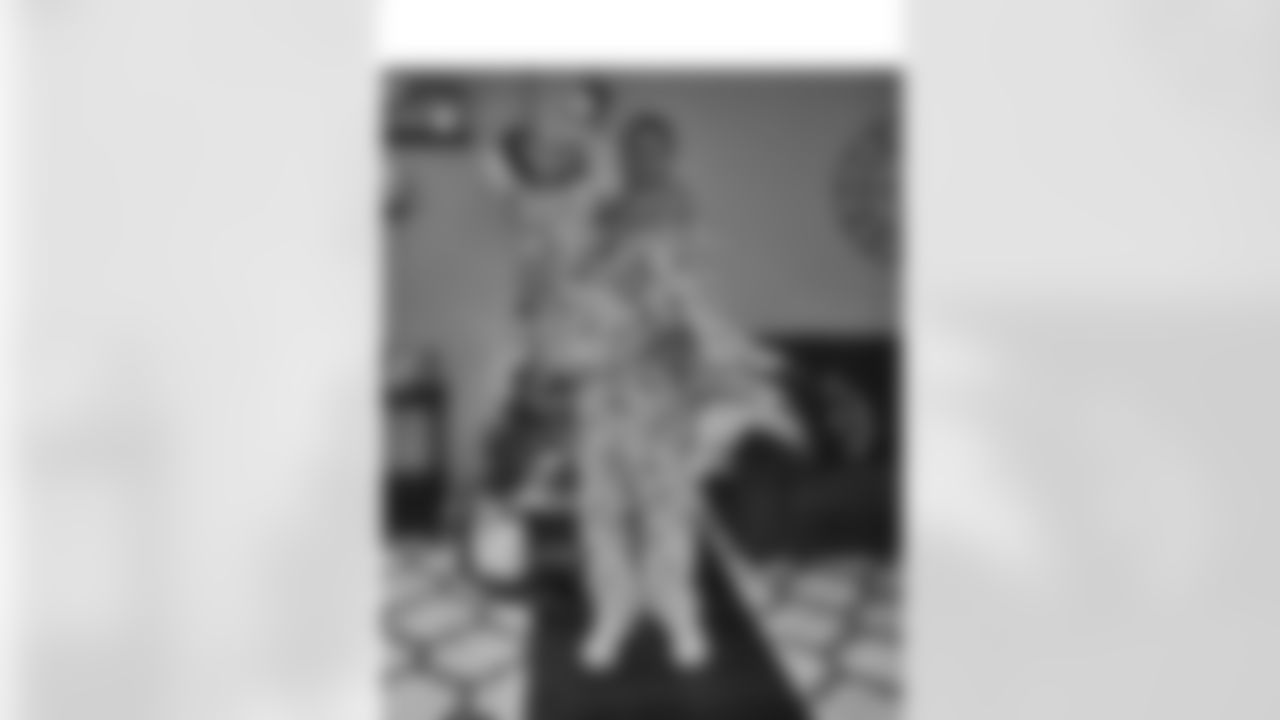 juicecheck44[Kyle Juszczyk]: A real man wears a matching snowman onesie. No shame in our holiday spirit #matchingcouple #2inarow #wedonedidit