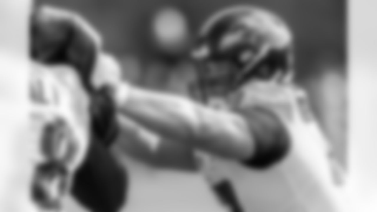 Bradley Bozeman Is Settling In
Bozeman's transition to center was a storyline heading into camp, and it's going well. He has not missed a practice, showing the durability that is one of his strengths, and his snapping accuracy held up during padded practices. Bozeman looks comfortable with the position switch.