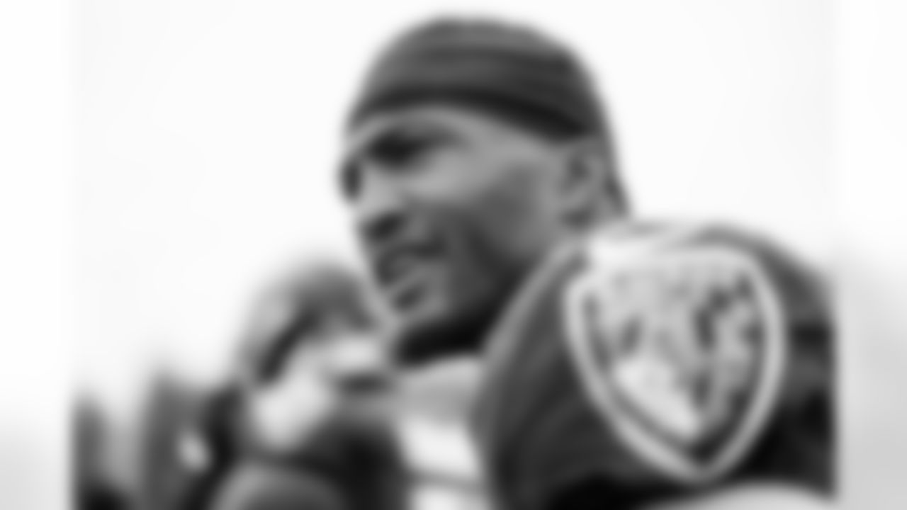 CB Tavon Young