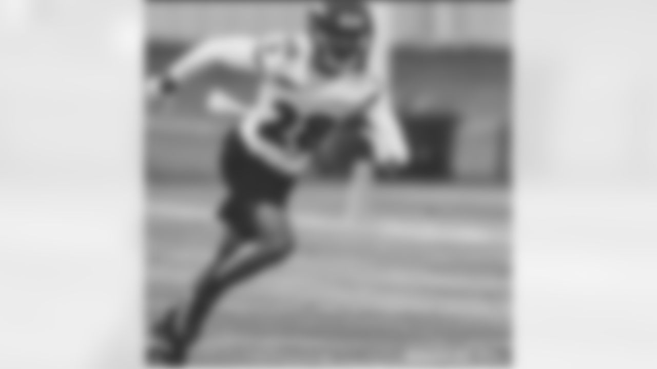 antaverettjr_ [Anthony Averett] FlockGang!