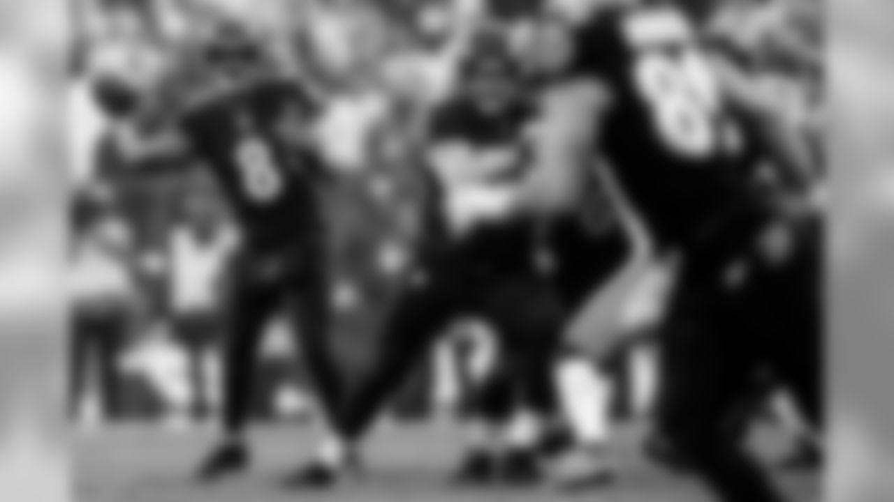 The Baltimore Ravens defeated the San Francisco 49ers by a score of 20-17 at M&T Bank Stadium on December 1, 2019 in Baltimore, MD.