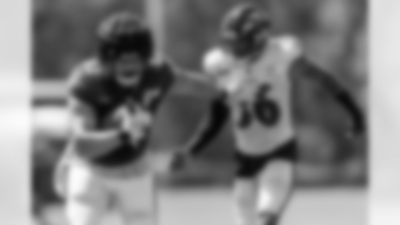 FB/DL Patrick Ricard & S Chuck Clark