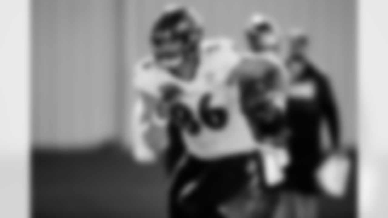 TE Nick Boyle