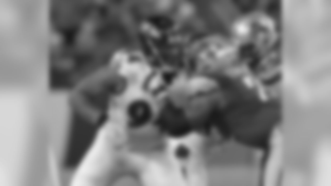 DT Carl Davis