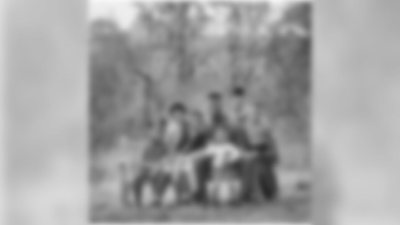 benjaminswatson [Benjamin Watson] Merry Christmas! May the God of Hope fill you with all Joy and Peace as you trust in Him! Romans 15:13