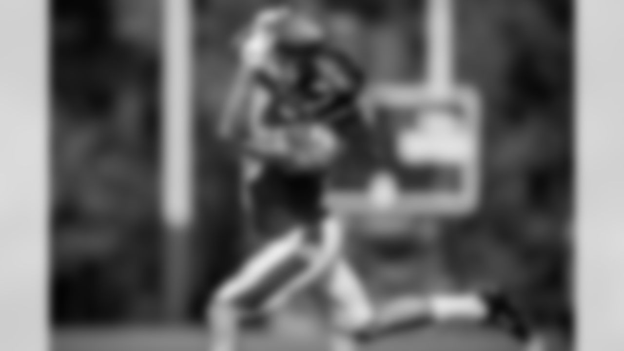 WR Chris Moore