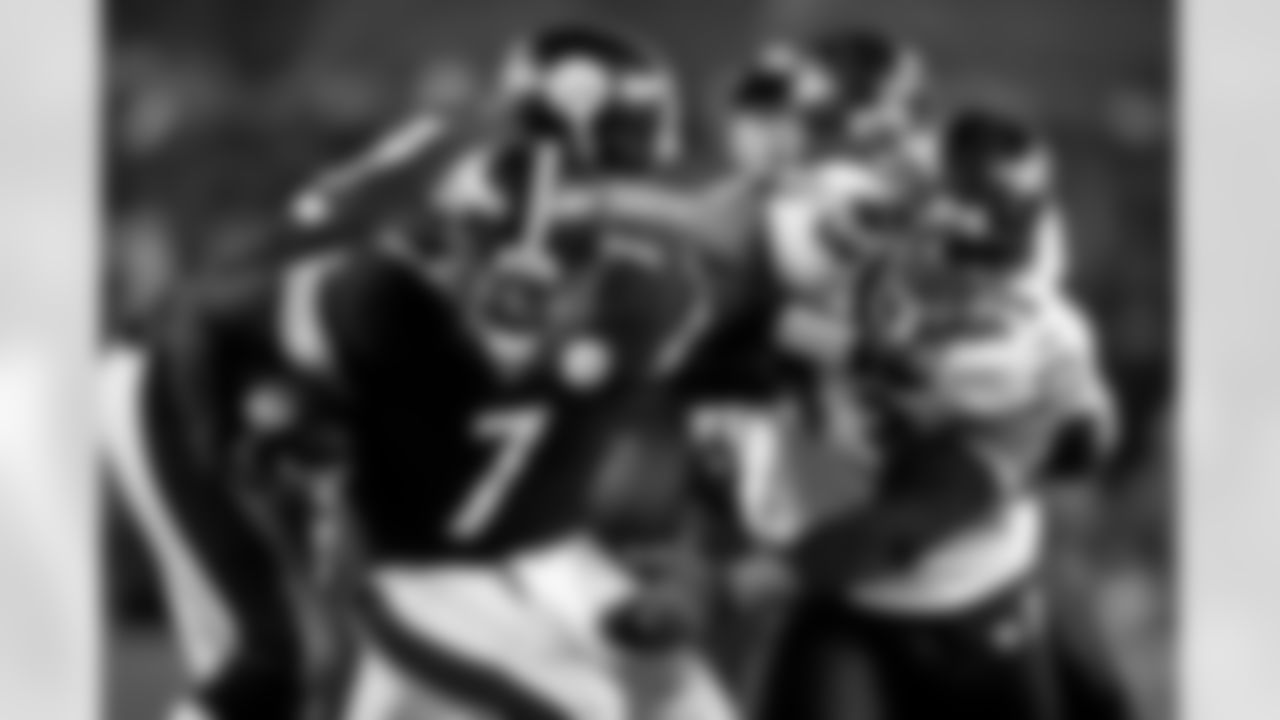 Images from the Ravens' 31-24 loss to the Pittsburgh Steelers in the divisional playoffs on Saturday, Jan. 15, 2011. Baltimore built a 14-point halftime lead but turned the ball over three times in the third quarter to fall in the playoffs for the third s