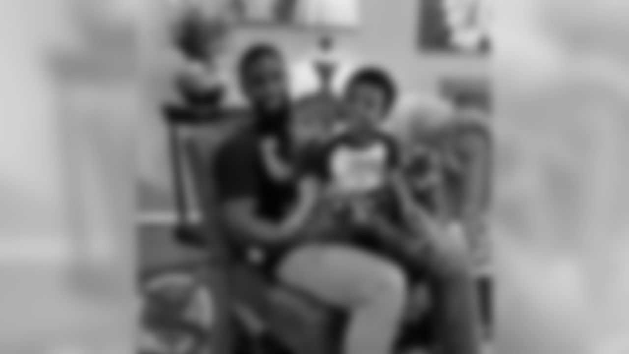 arr2four [Kyle Arrington]: "I'm raising you, You raising me" #TrueLove