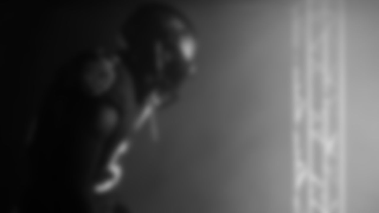 OLB Terrell Suggs