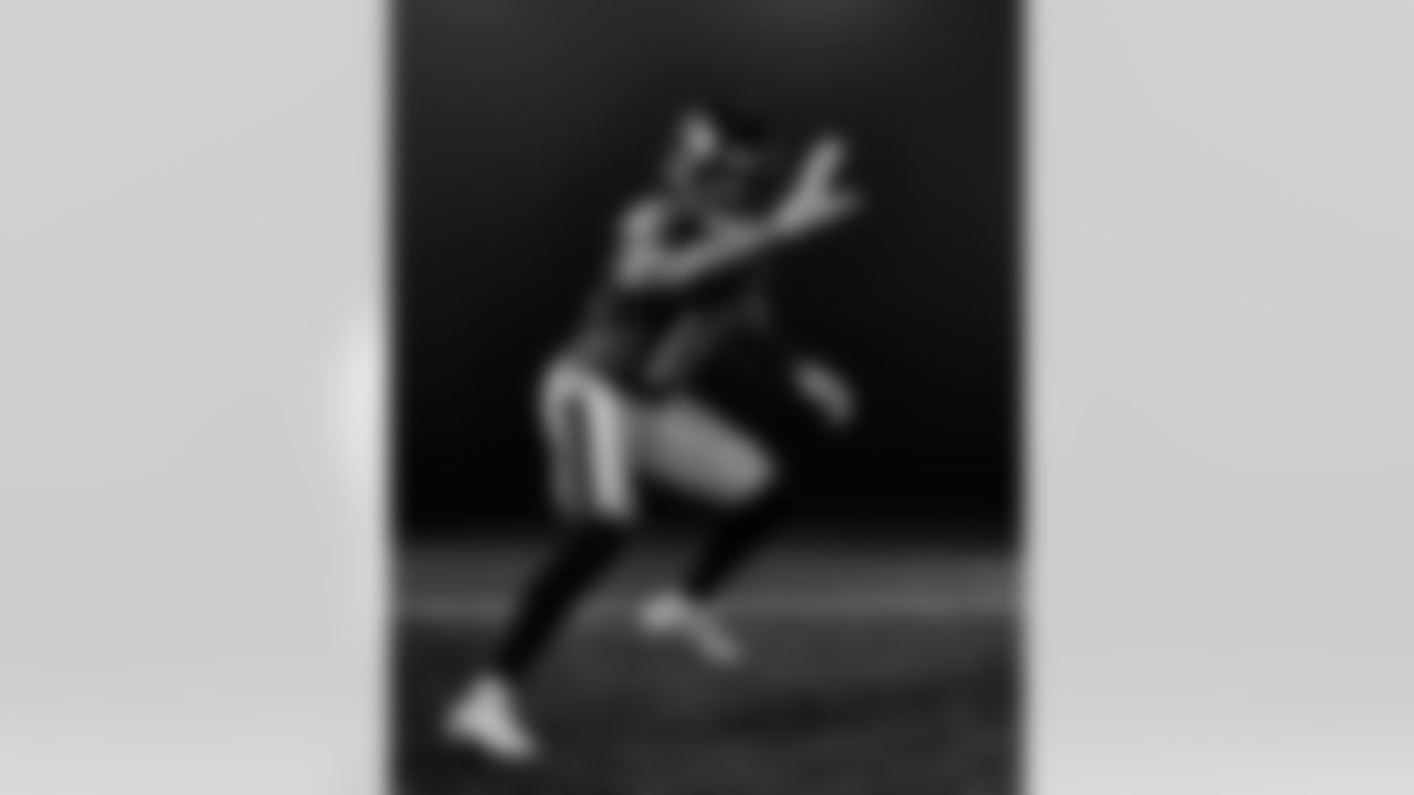 CB Kyle Fuller (18)