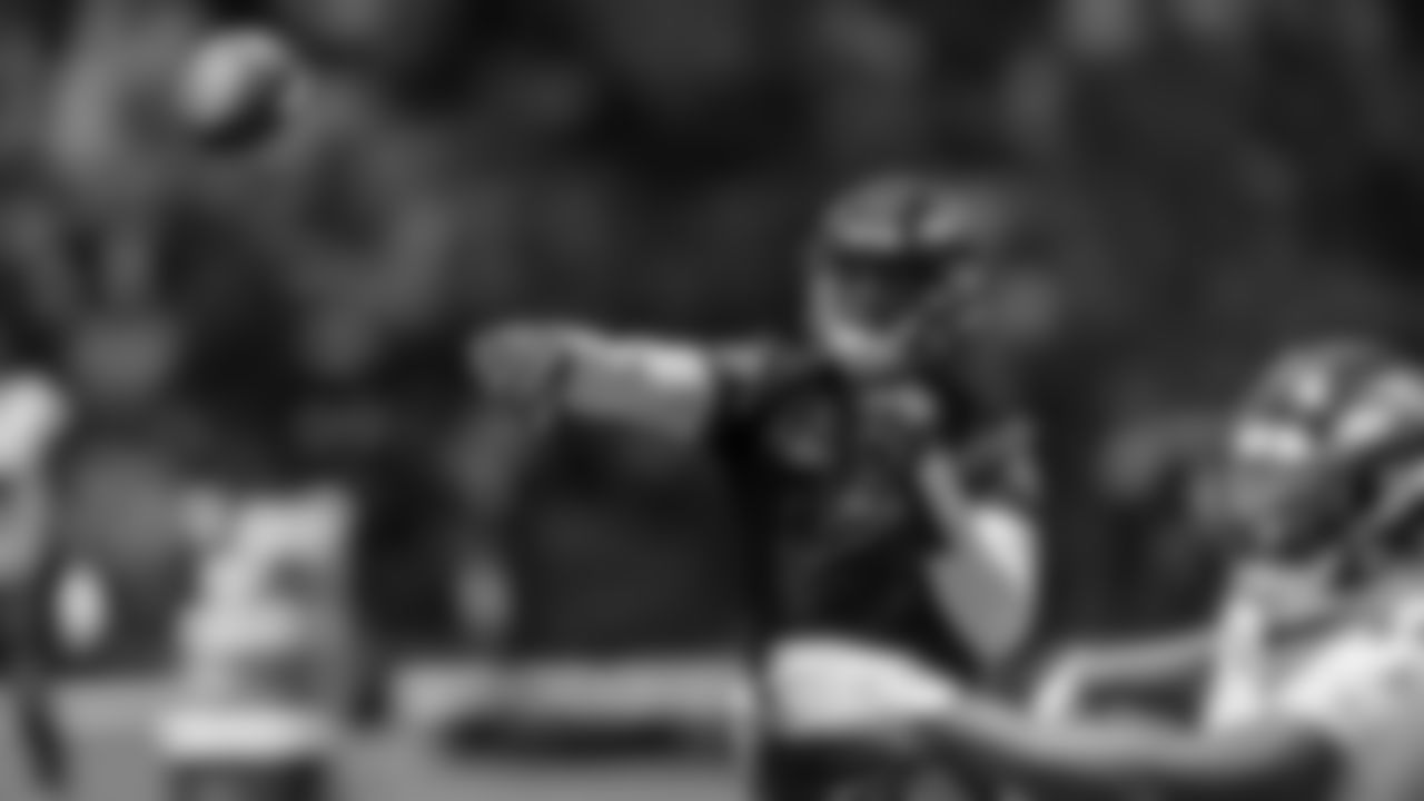 QB Anthony Brown