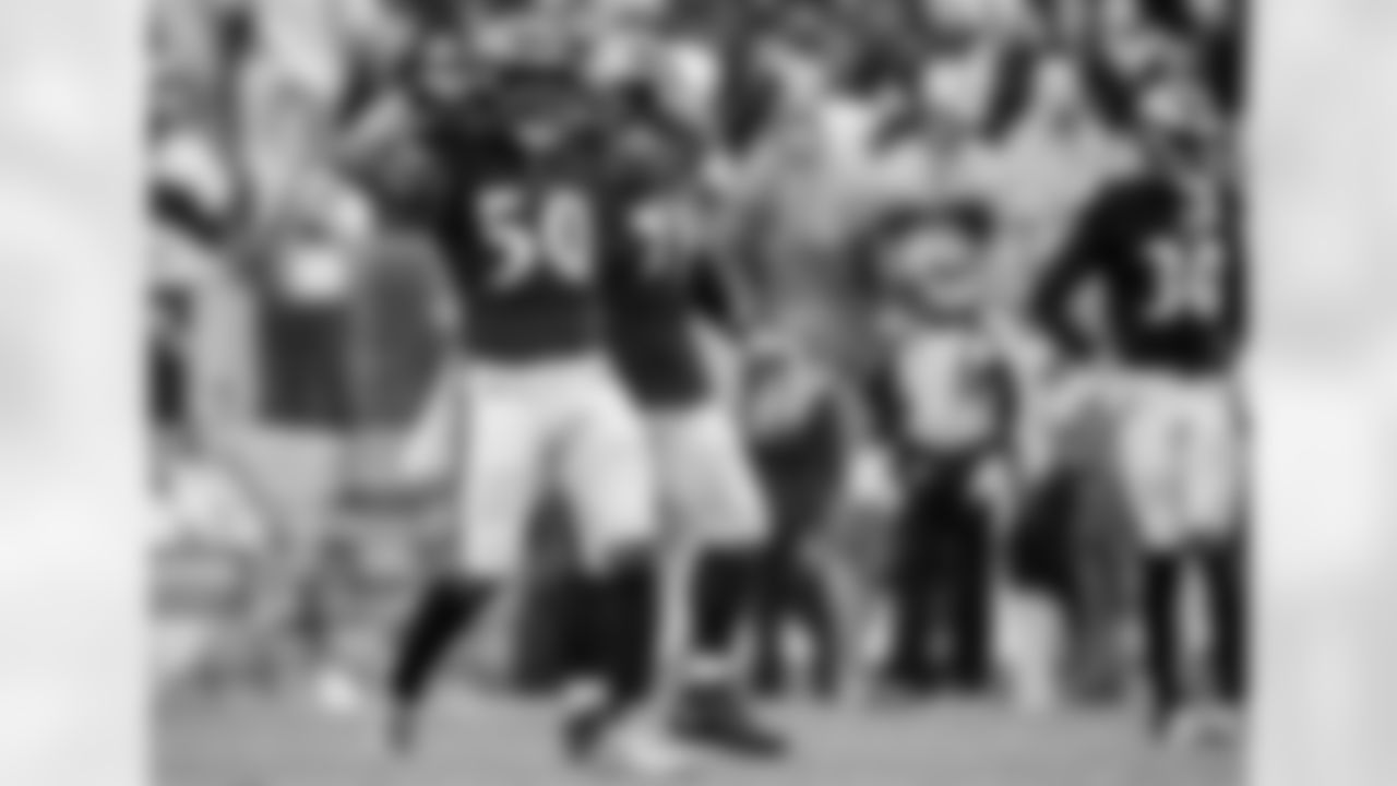 OLB Justin Houston