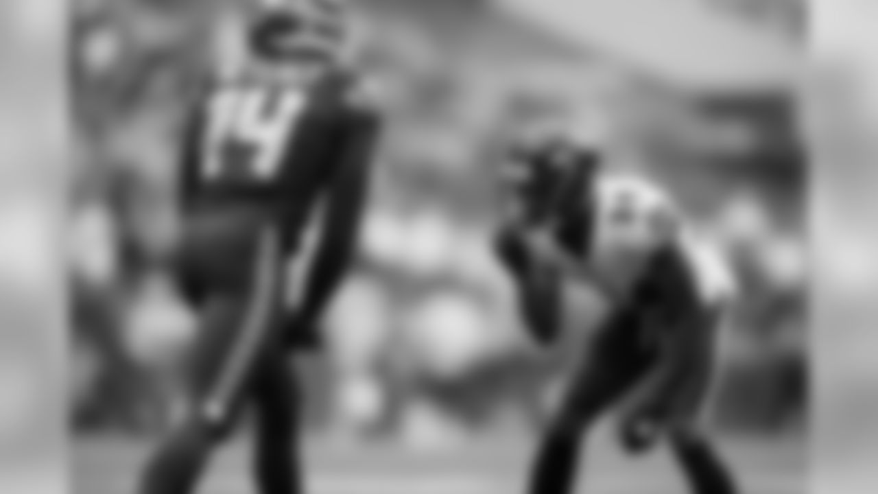 CB Marcus Peters