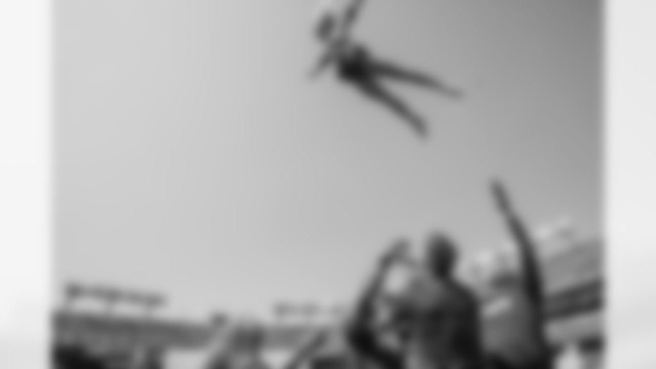 Cheer_VS_Dolphins-124