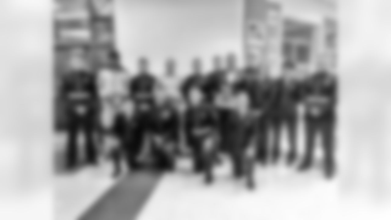 mikecamp15[Michael Campanaro]: Thanks to #RavensNation for coming out and supporting my 2nd annual ToysForTots event. Thanks to the bros @cg1three and @b_perriman11 for joining me this year and of course thank you to the Marines !!