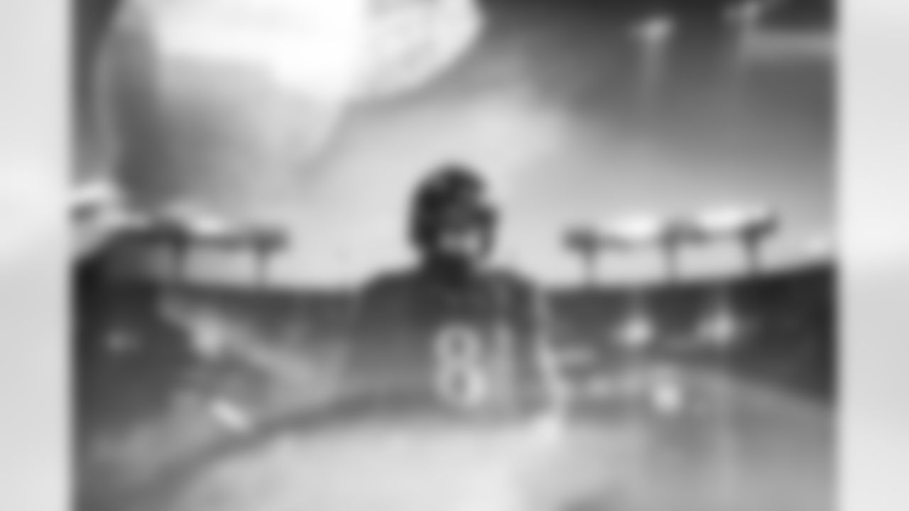 QB Lamar Jackson