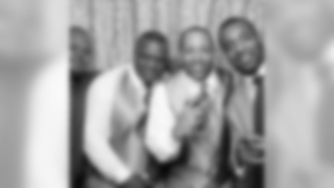 chriscanty99[Chris Canty]:We started out as teammates and we became family. Always good to see my bros from VA. We got @ballcoach8 over the broom in fine fashion this past weekend. #UVA #Wahoos #Family #IsaiahHensonWedding