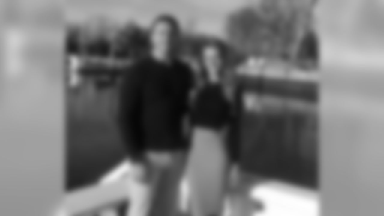 juicecheck44[Kyle Juszczyk]: The only thing better than the food this Thanksgiving was being with this beauty  #matchingcouple