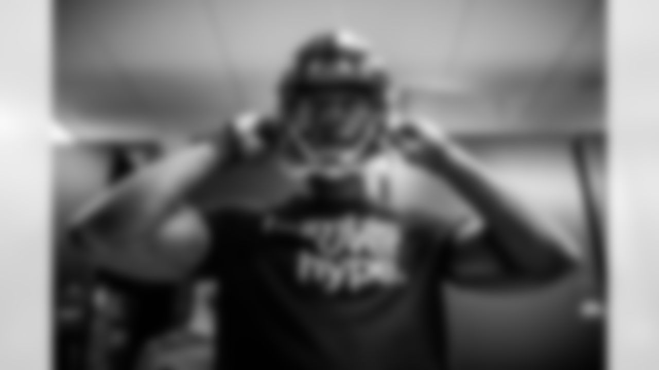 OLB Odafe Oweh