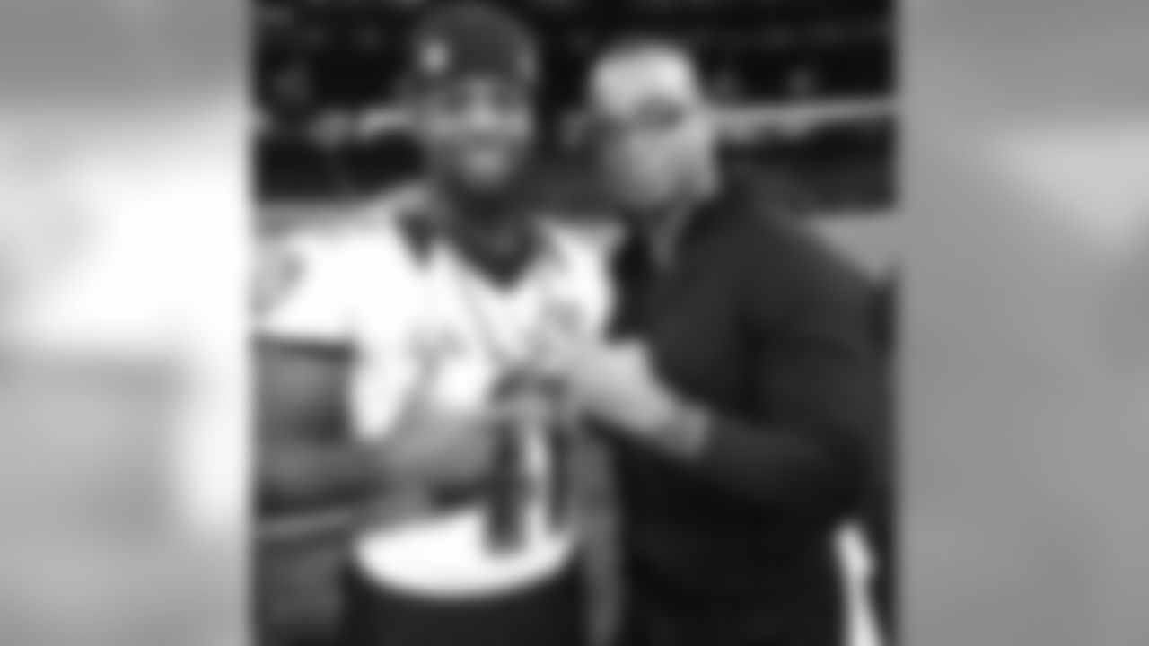 alevine41[Anthony Levine]:Rest in Peace Stuart Scott!!! #RJReynoldsAlum