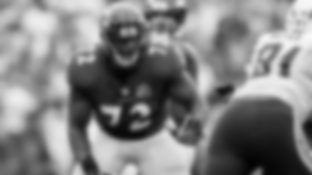 G – Kelechi Osemele (2012-2015)
Osemele was an instant starter for the Ravens, helping them win Super Bowl XLVII first as a right tackle and then at left guard, where he shined brightest. He was a physically dominant player, especially in his final two seasons in Baltimore, and went to two Pro Bowls with the Oakland Raiders after departing in free agency.
