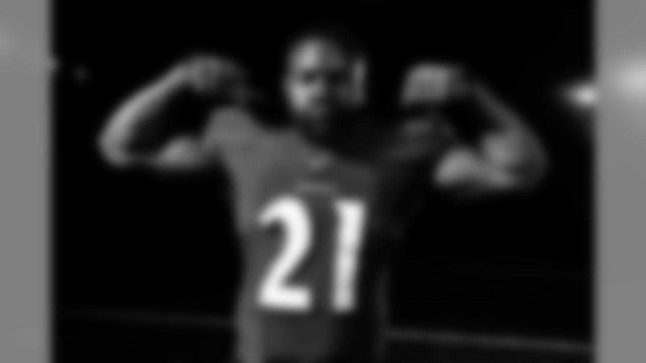 RB Mark Ingram II