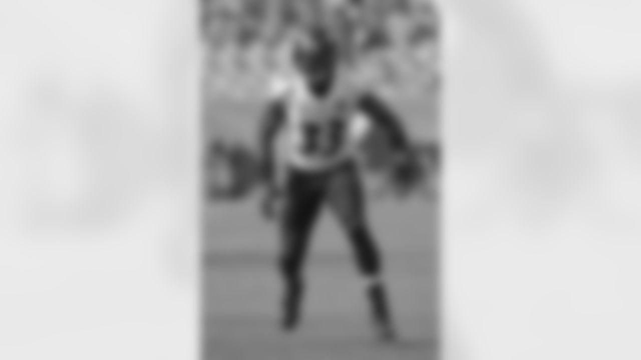 S Will Hill III, Arlington Renegades
Hill spent two seasons with Baltimore (2014-15) and started 22 games and made several memorable plays. He returned a blocked field goal for a game-winning touchdown against the Browns and had a pick-six against Drew Brees during a Monday night victory over the Saints. Hill has been out of the NFL since being waived in 2016.