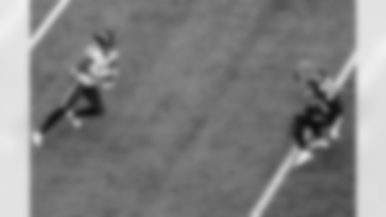 WR Marquise Brown