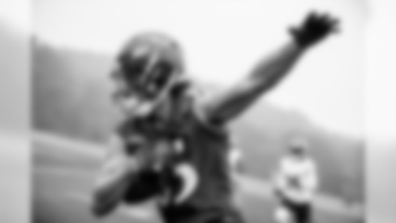WR Kenny Bell