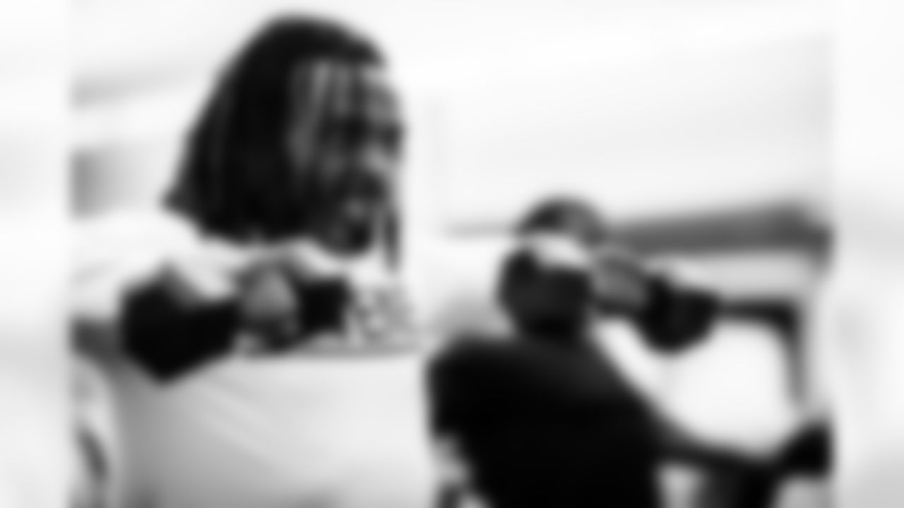 CB Brandon Carr